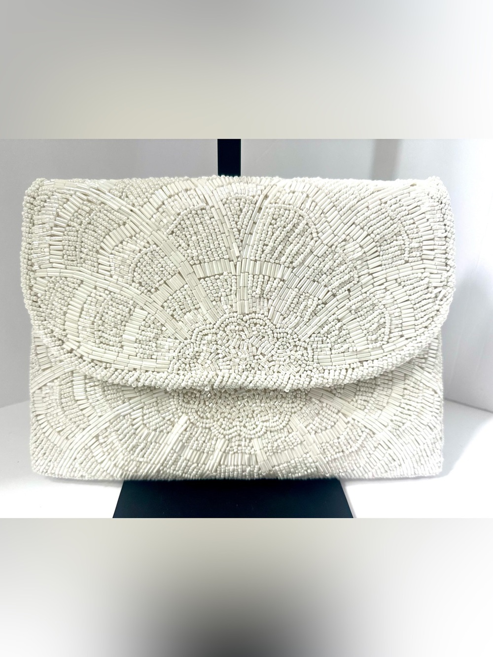 Lulus White Glass Beaded Envelope Clutch Bridal Art Deco Style Elegant Wedding